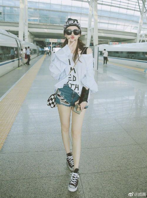 娱乐吃瓜酱光腿神器,娱乐吃瓜酱带你揭秘时尚界的神秘面纱