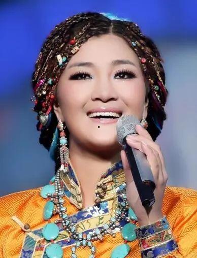 天主教明星视频,信仰之光下的璀璨人生